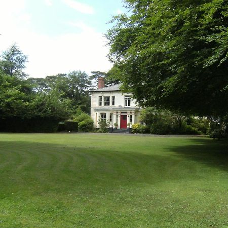 Oak Lodge Llanteg Exterior photo